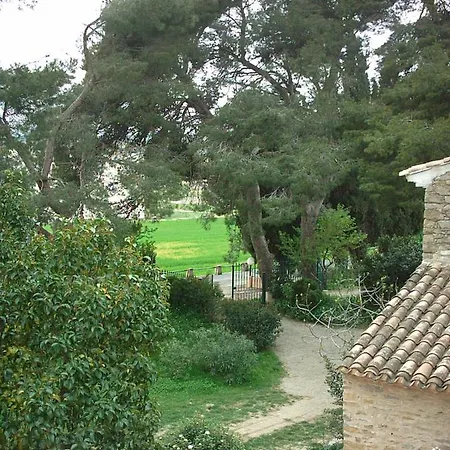Maison Vigneronne La Liviniere